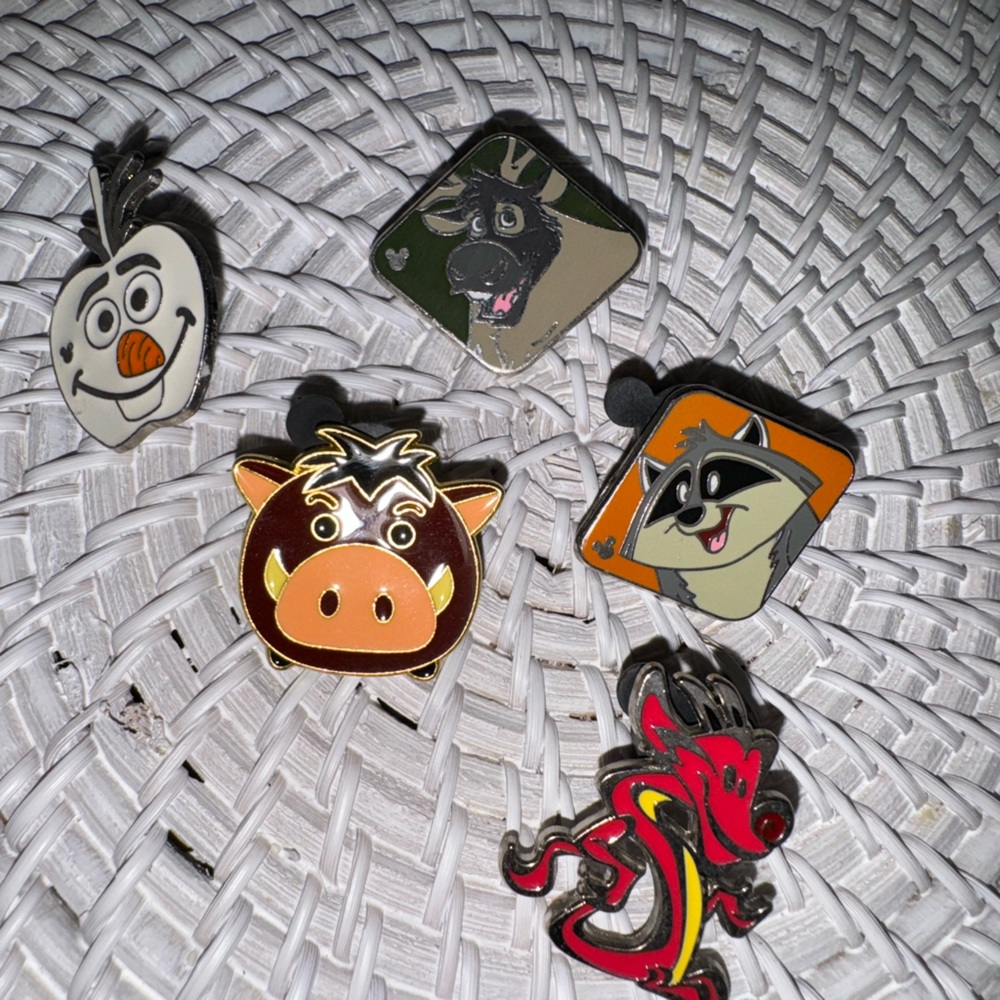 Disney Trading Pins : Sidekicks set